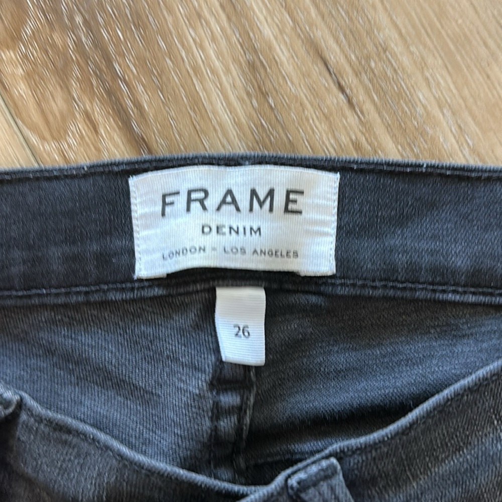 Frame Jeans - Picture 3 of 4